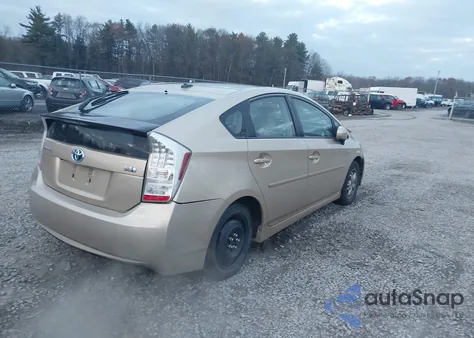 2011 Toyota Prius Three z USA, uszkodzony, nr VIN JTDKN3DU2B1409431